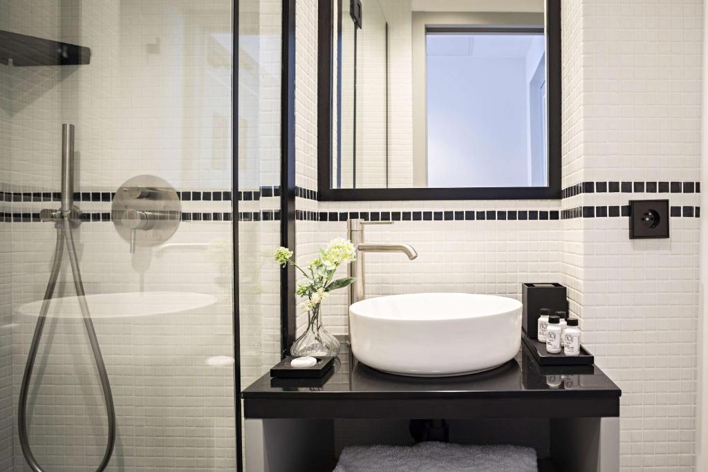 Best Western Premier The Blake Paris Gare Saint Lazare - Resim 22