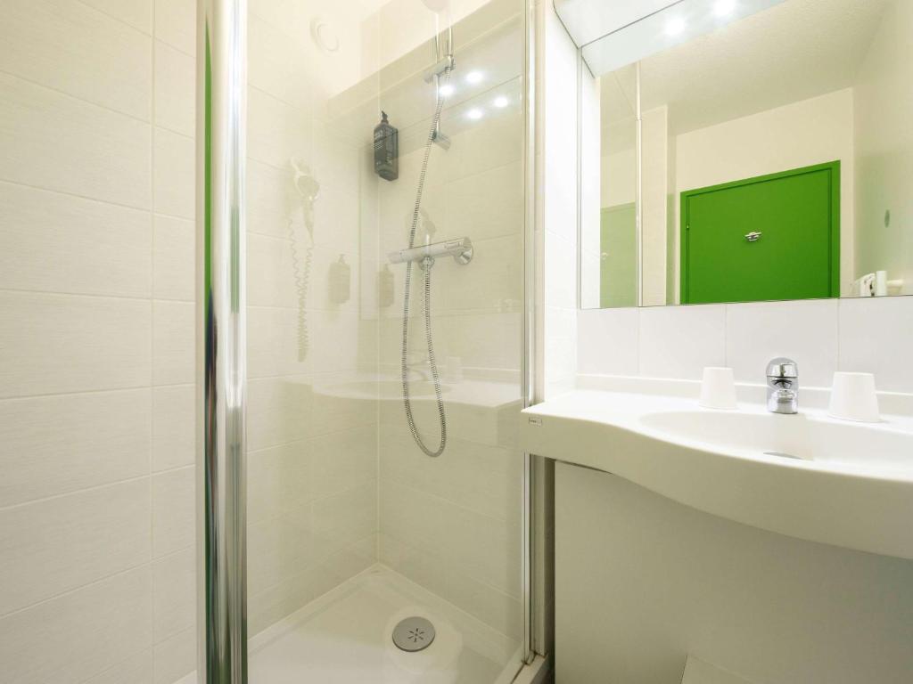 Koupelna v ubytování ibis Styles Sarrebourg