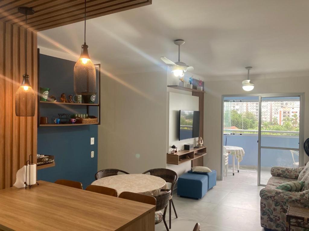 Posezení v ubytování Apto em Bertioga , pé na areia