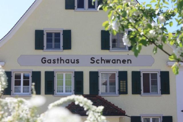 Fotografie z fotogalerie ubytování Gasthaus Schwanen & Villa Pfarrhus v destinaci Stühlingen