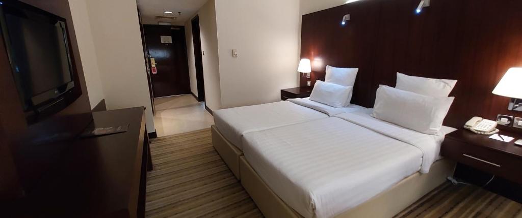 Aavri Hotel - Resim 11