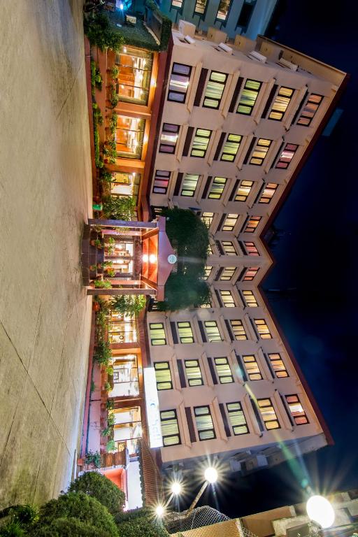 Budova, kde se hotel nachází