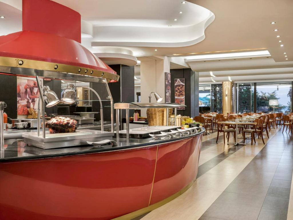 Restaurace v ubytování Esperos Mare Resort & Spa