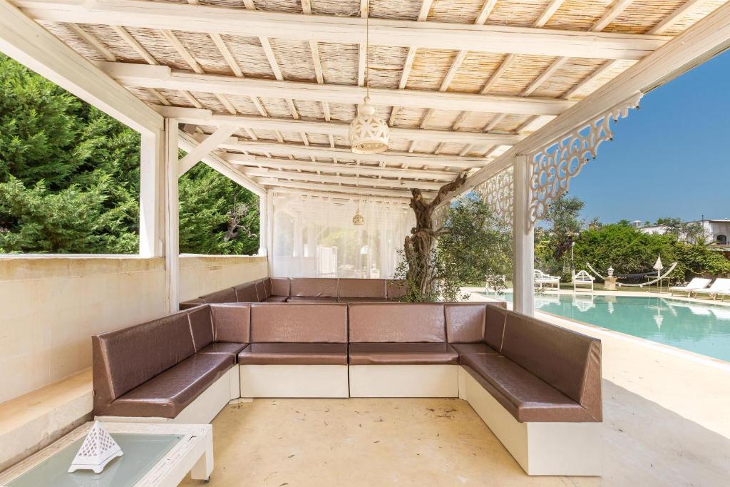 Bazén v ubytování Masseria Cucuruzza Boutique Hotel nebo v jeho okolí
