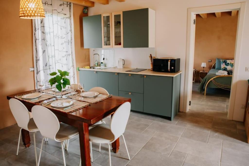 Country apartment, near Bardolino and Lazise - Wohnung Mit Zwei Schlafzimmern