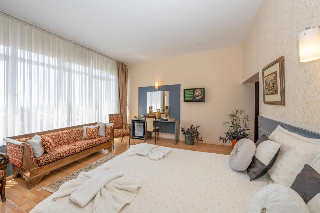 Posezení v ubytování Grand Ons Hotel