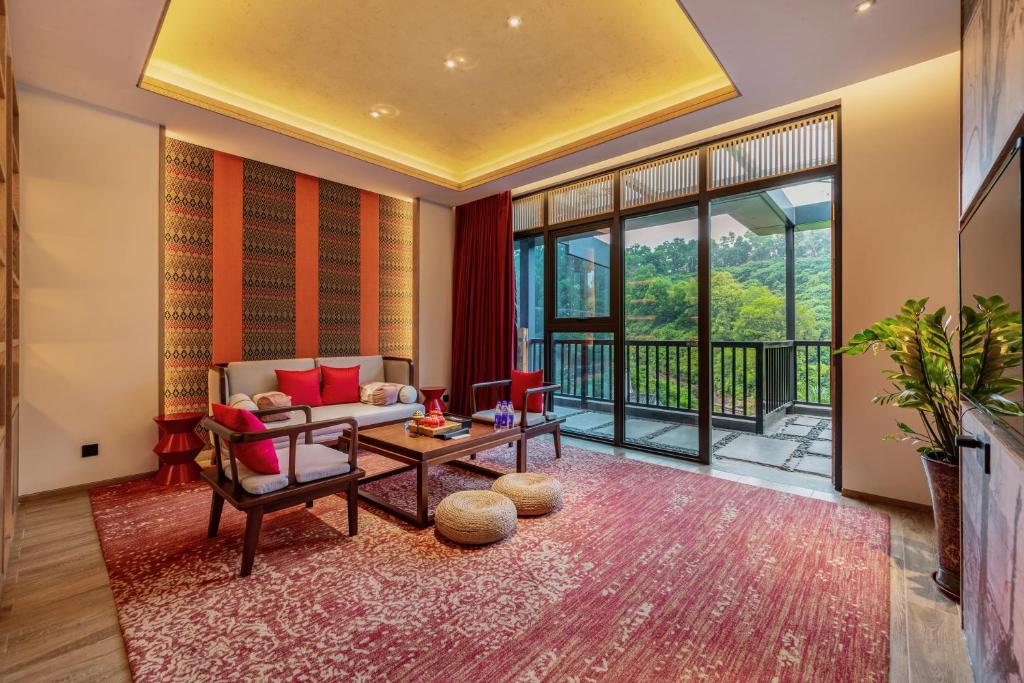 Posezení v ubytování Shenzhen OCT Gankeng Ancient Town Phoenix Hakka Hotel