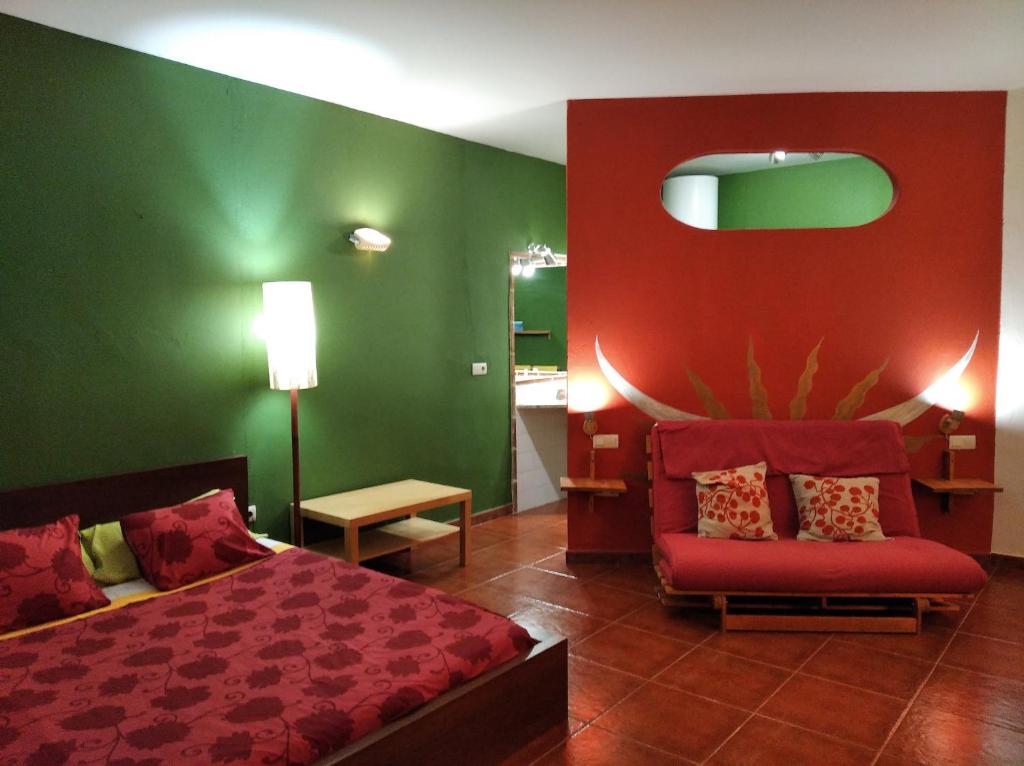 A seating area at La Venta de las Estrellas Casas Rurales