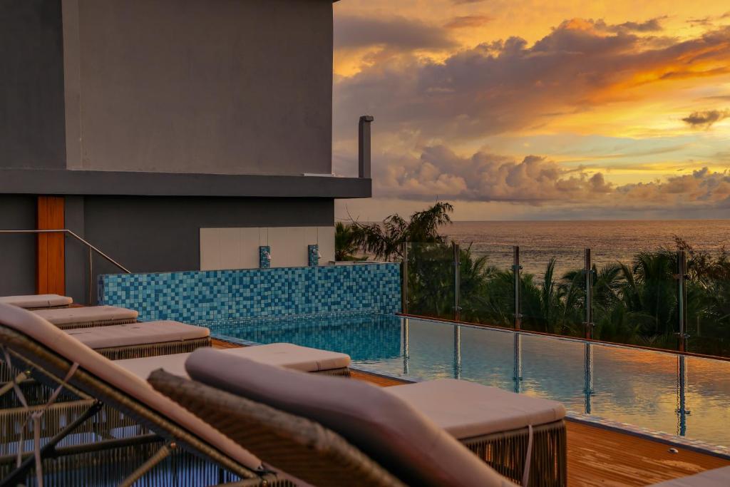 Aig Grand - View 5