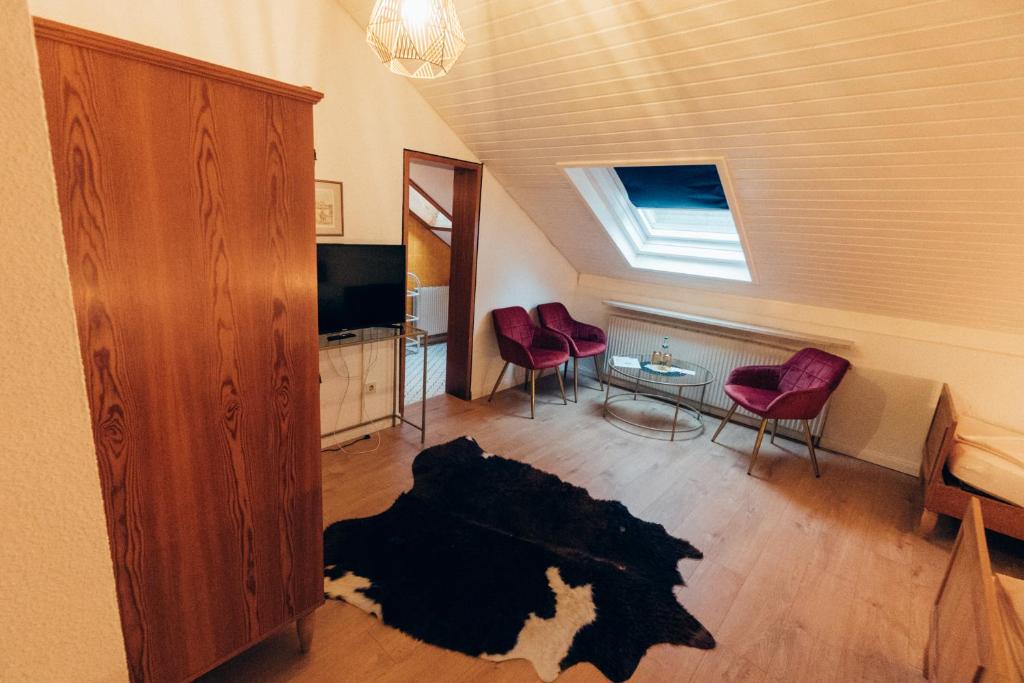 TV a/nebo společenská místnost v ubytování Gasthof Hotel zur Post