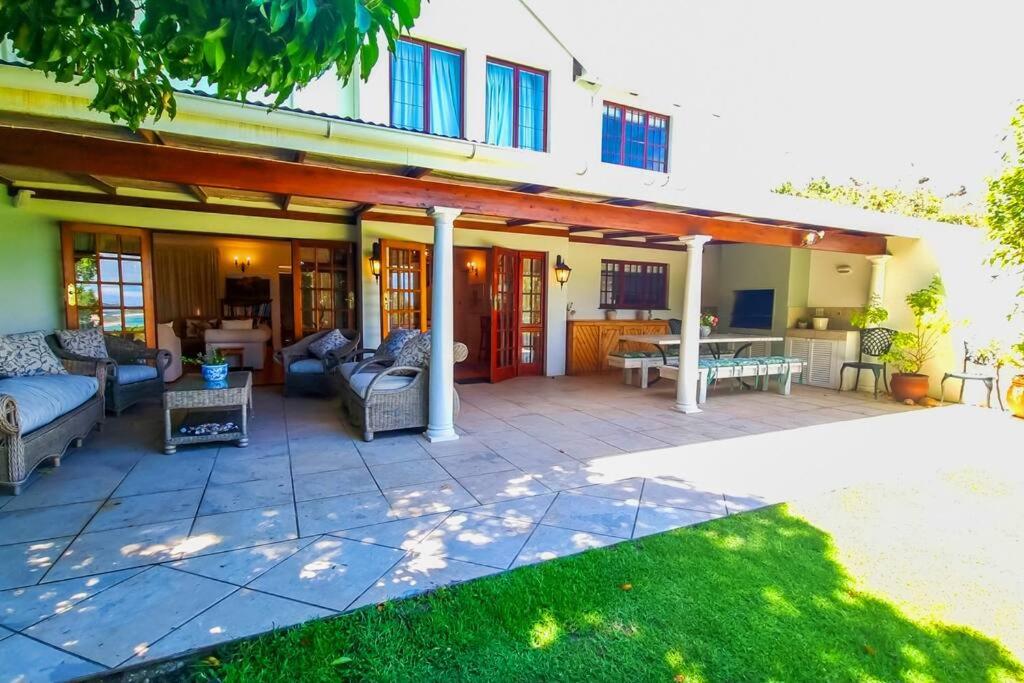 Escape to Paradise in Plett - Back up Electricity - Image 27