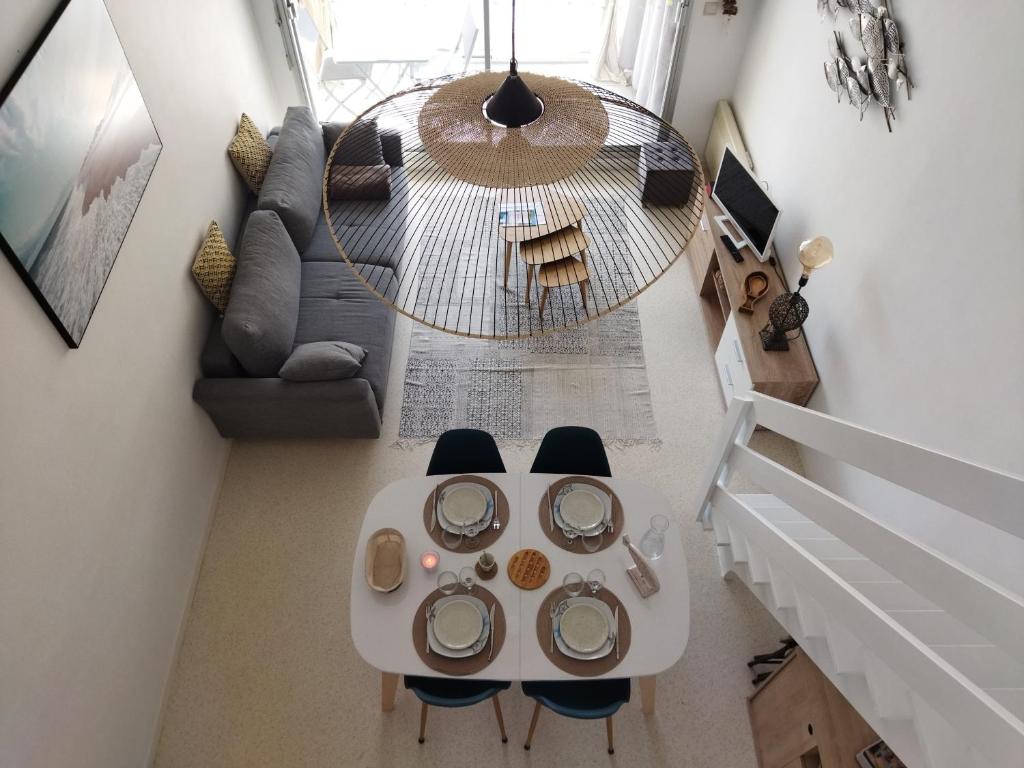 Posedenie v ubytovaní Charmant Duplex Quartier de la Chaume - 4 pers