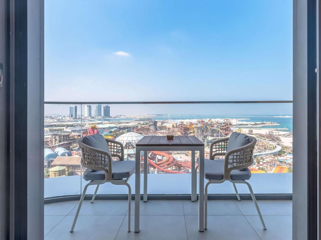 Balkón nebo terasa v ubytování Rixos Premium Qetaifan Island North