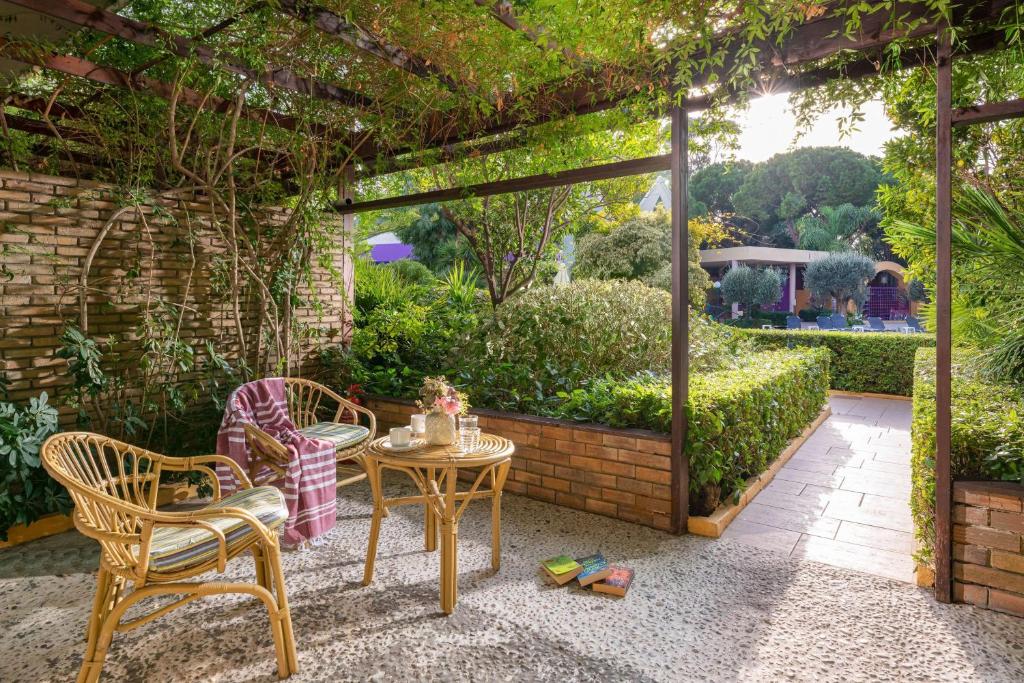 Dionysos Hotel - Garden Studio With Private Veranda
