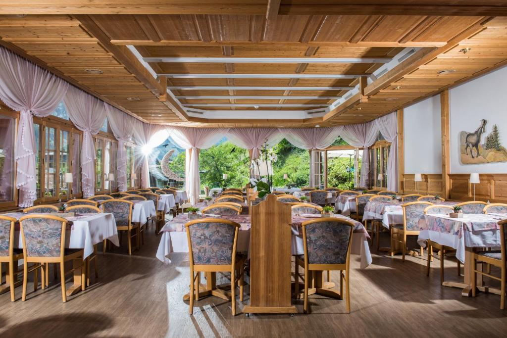 Restaurace v ubytování Hotel Silberhorn