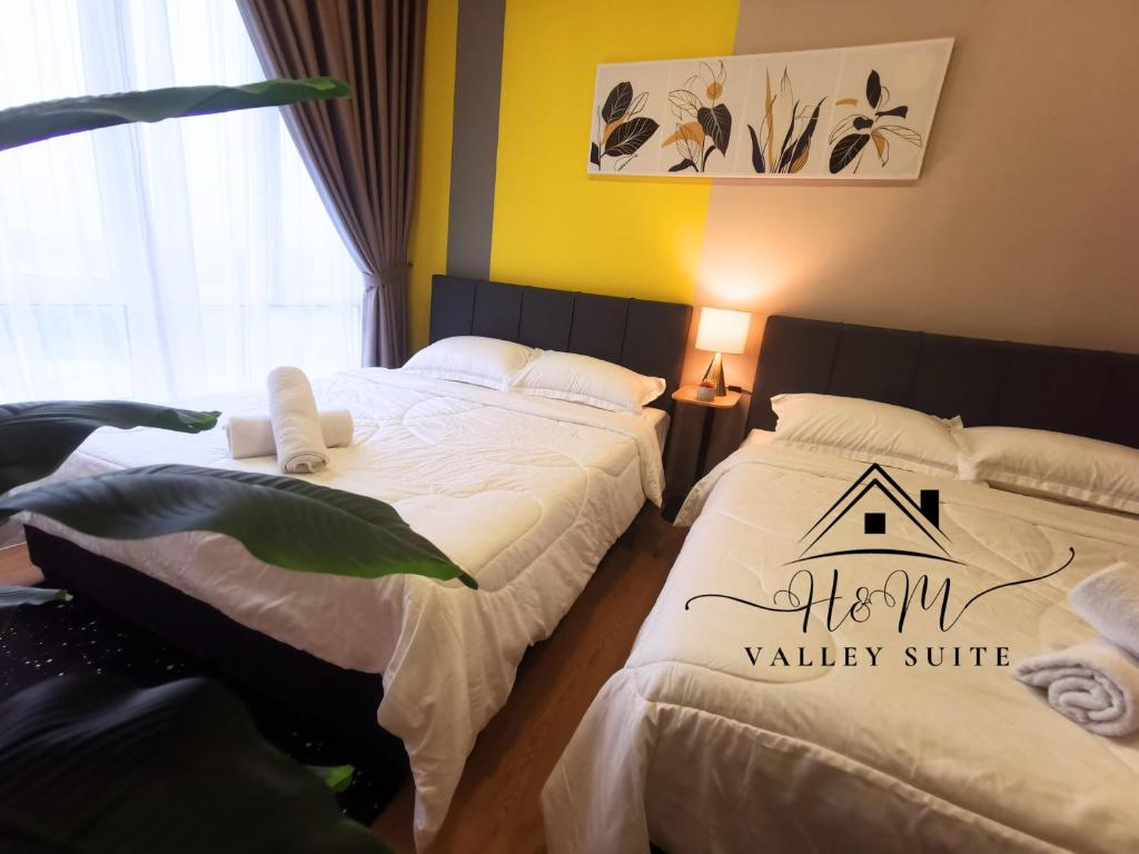 Postel nebo postele na pokoji v ubytování H&M Valley Suite - Pool View
