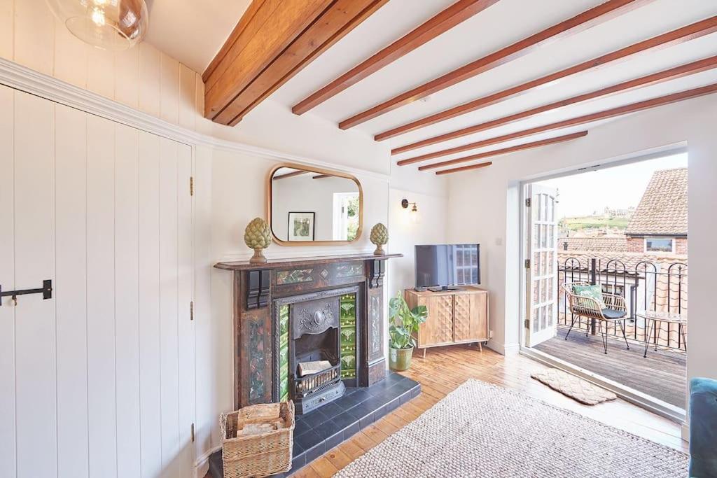 Et tv og/eller underholdning på Abbey View Cottage