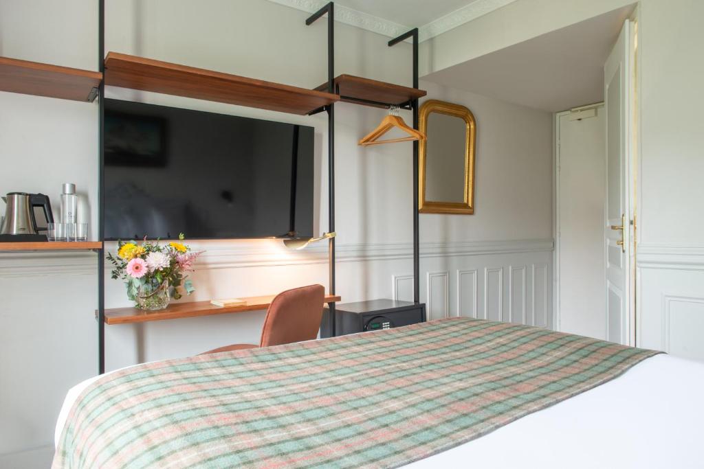 Hôtel De La Porte Dorée - Resim 17