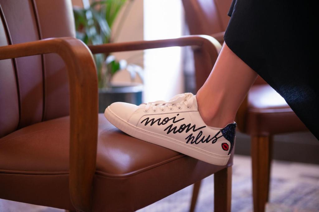 Hôtel De La Porte Dorée - Resim 41