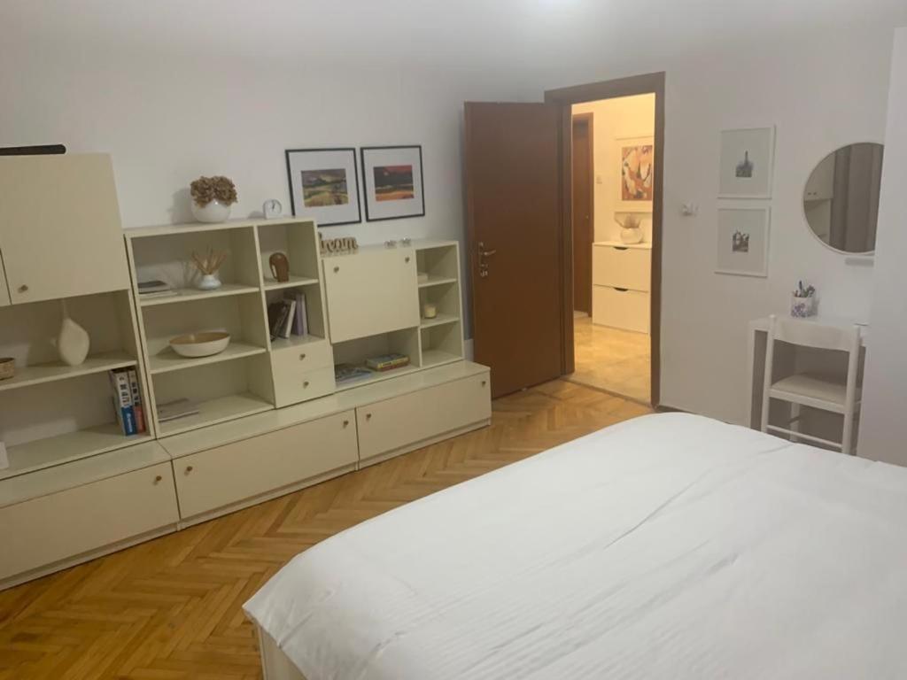 ALEA2 Apartment - Image 5