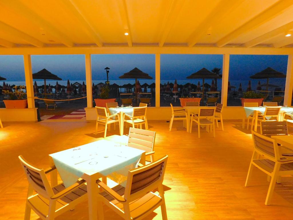 Fotografie z fotogalerie ubytování Albergo Diomedee Rooms on the Beach v destinaci Rodi Garganico