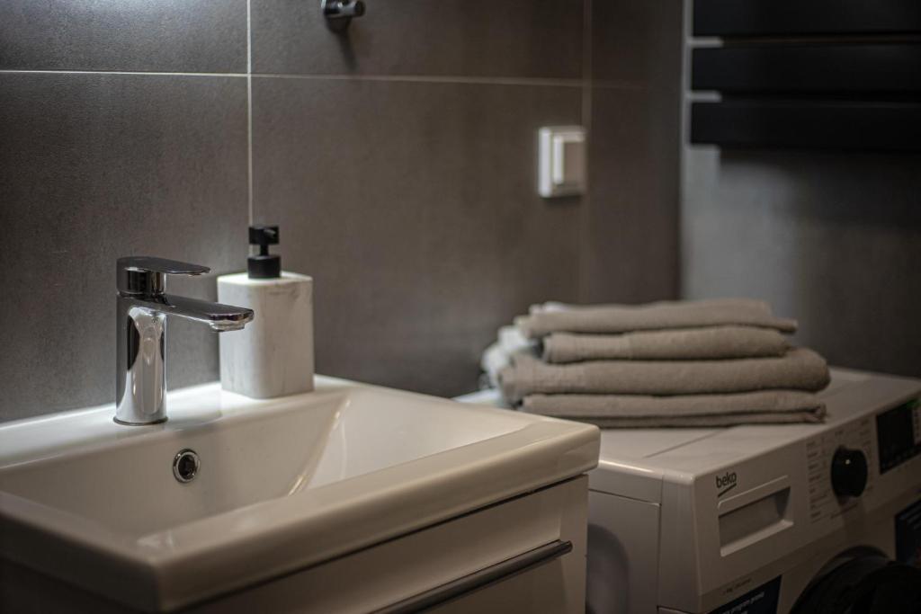 Apartments Częstochowa - Nova Bursa - Prywatny parking! - 12