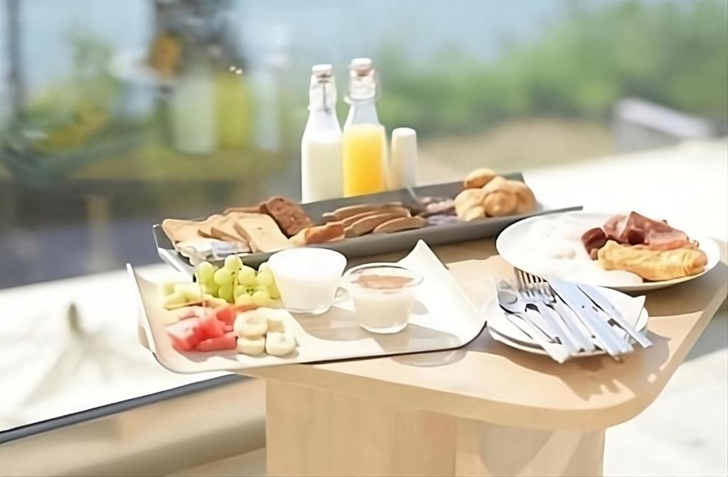 Jídlo v hotelu nebo okolí