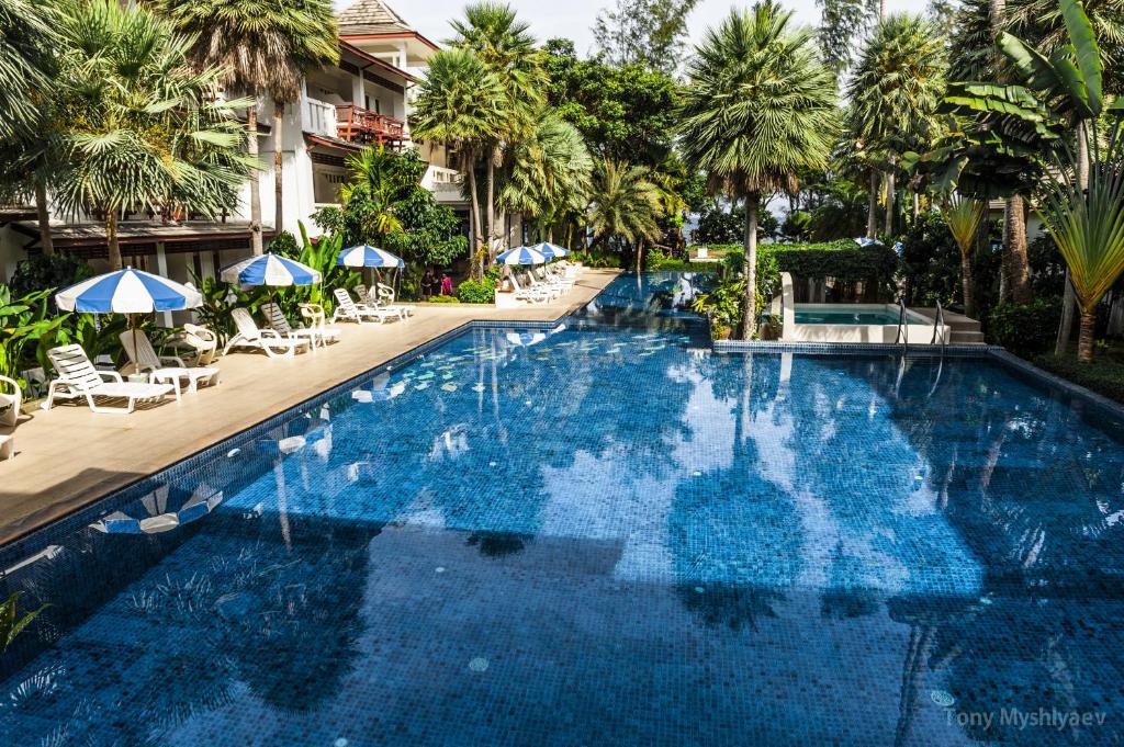 Bazén v ubytování Koh Tao Montra Resort nebo v jeho okolí