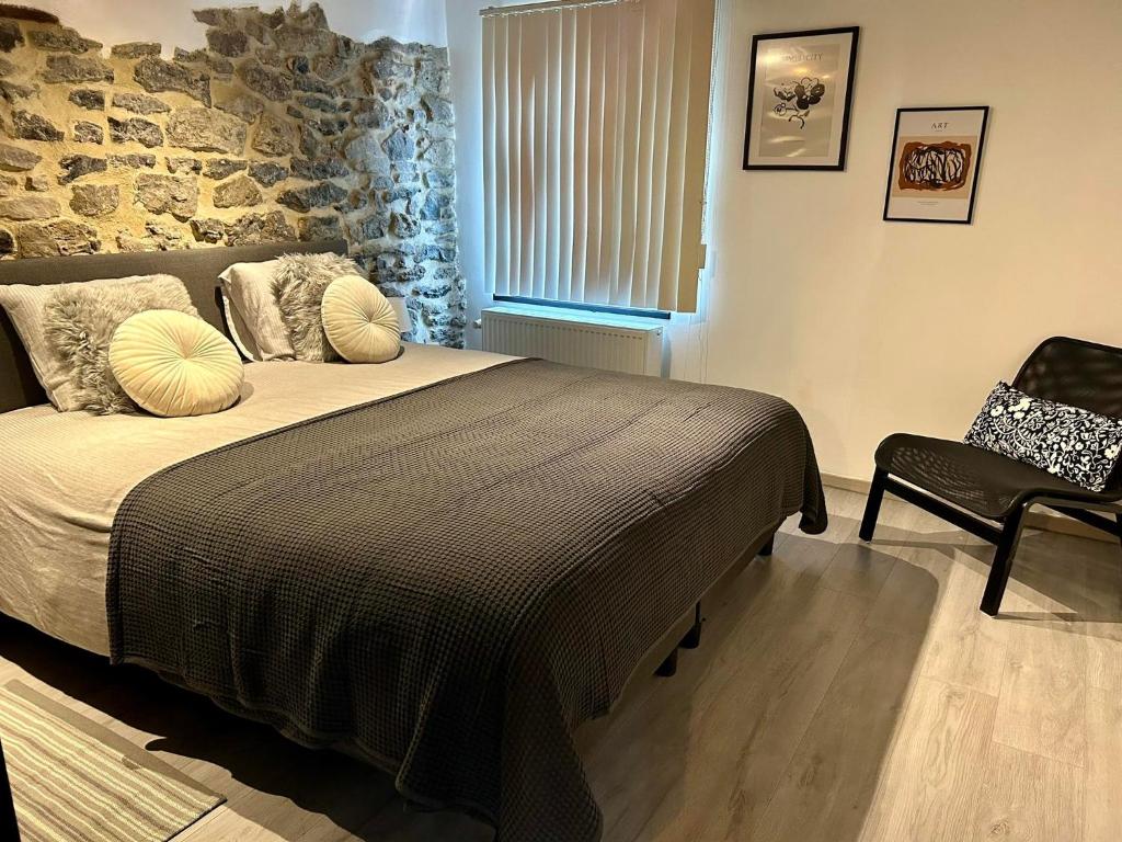 Ένα ή περισσότερα κρεβάτια σε δωμάτιο στο L AUBERGE DE l Entre Potes Scandinavia