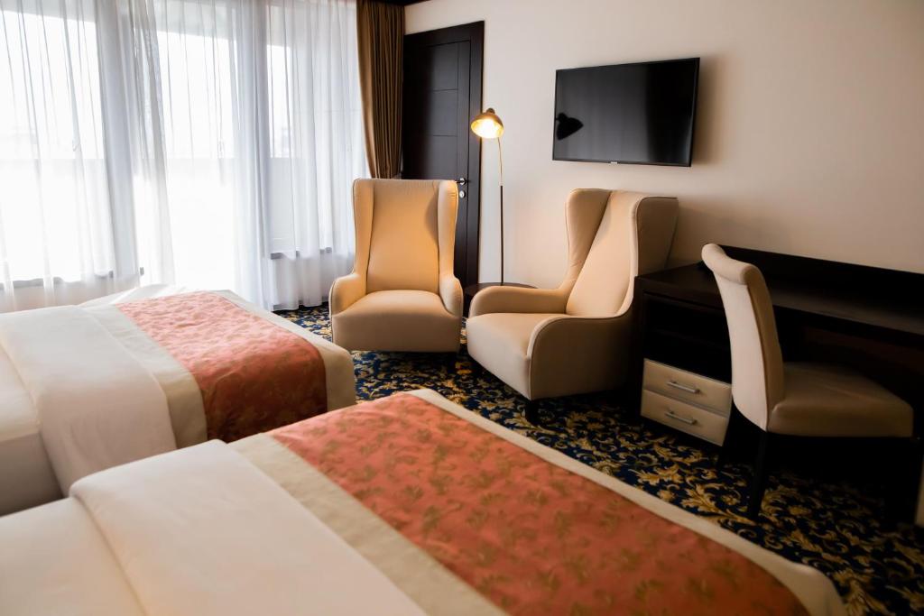 Malak Regency Hotel - Regency Triple Room