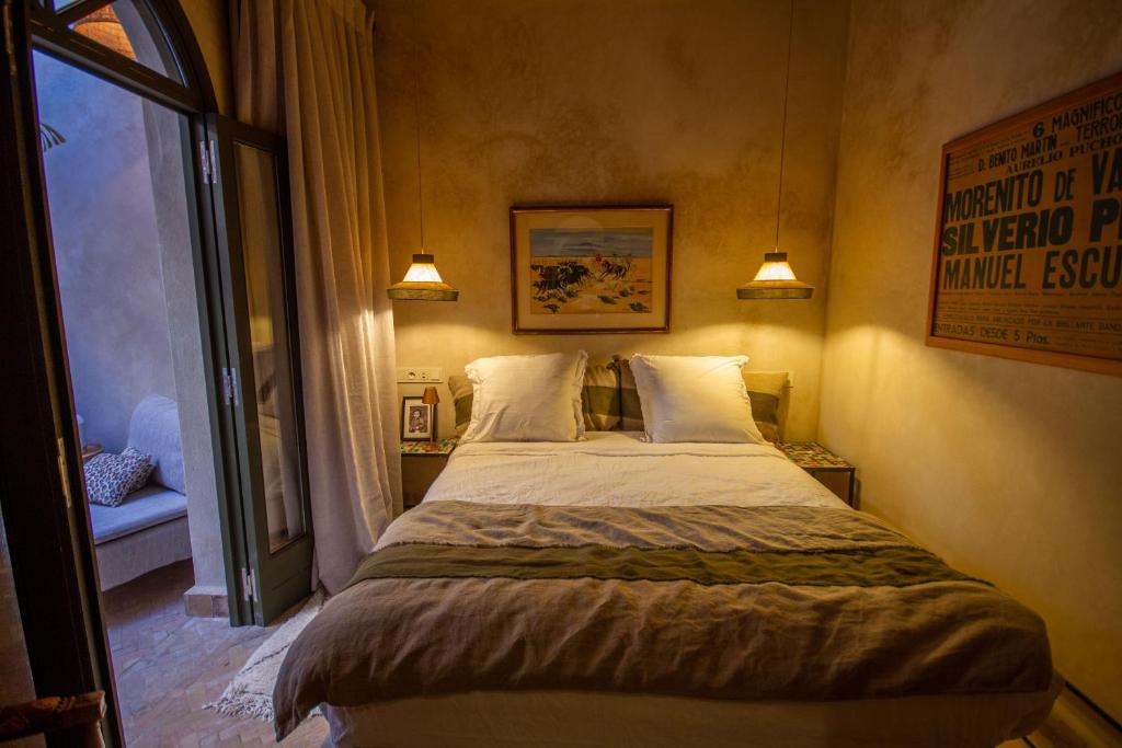 Postel nebo postele na pokoji v ubytování Maison Riad Beryll