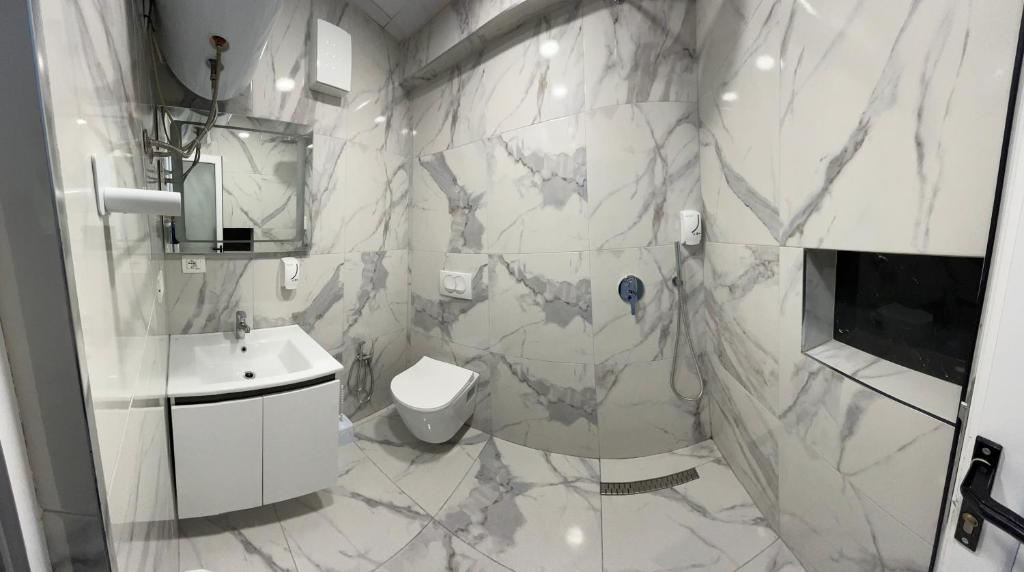 FLY UNITED suite 4 - Imazhi 7