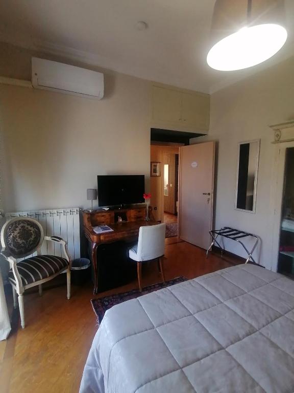 Televízia a/alebo spoločenská miestnosť v ubytovaní B&B Buon Cammino Tuscia Viterbo - colazione inclusa - convenzionato con impianti termali