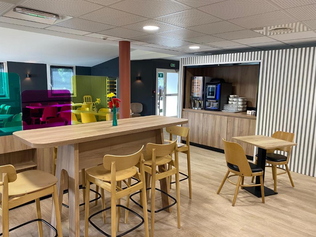 B&B HOTEL Colmar Lumière – photo 15