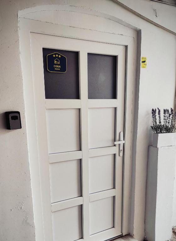 Fotografie z fotogalerie ubytování Room Angel v destinaci Petrovaradin