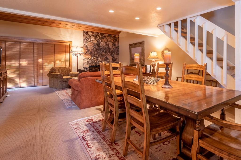 Dining area in the holiday home