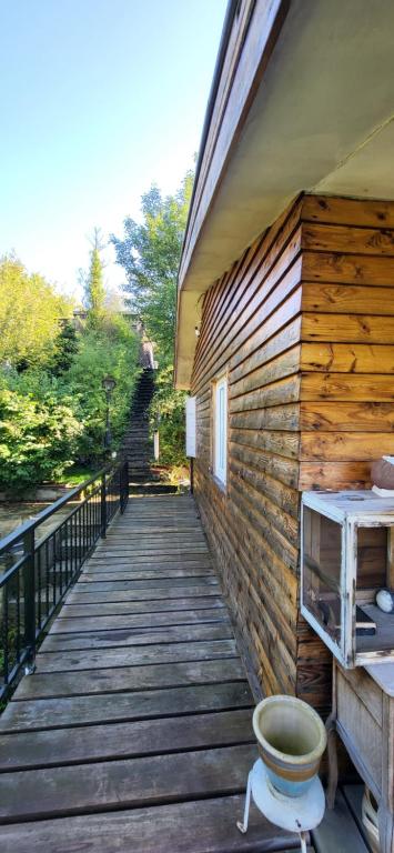 Balkón nebo terasa v ubytování le chalet des remparts