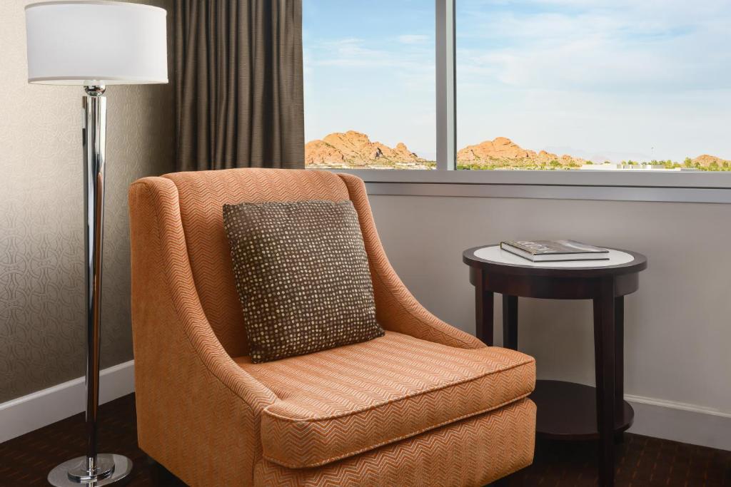 Crowne Plaza Phoenix Airport - PHX by IHG - Standardzimmer