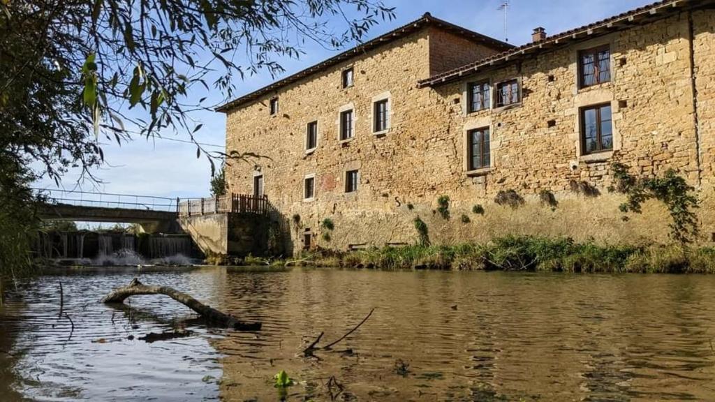 Zdjęcie z galerii obiektu Le Moulin du Fay w mieście Villemotier