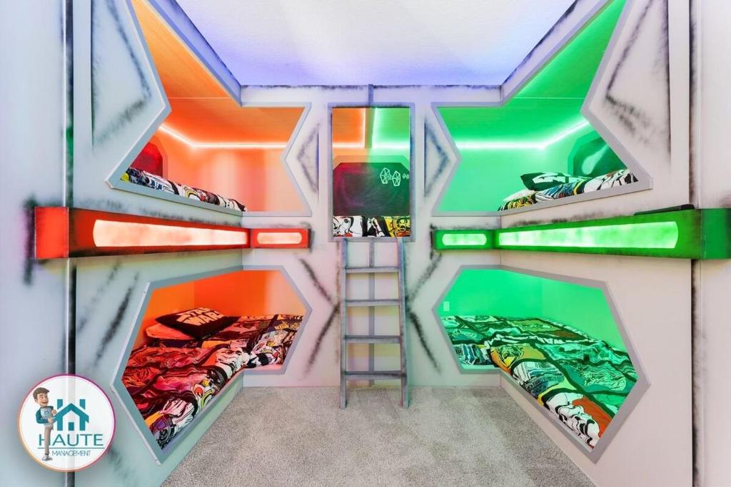 Solara 7BD "World of Entertainment" Luxury House, Kissimmee (updated