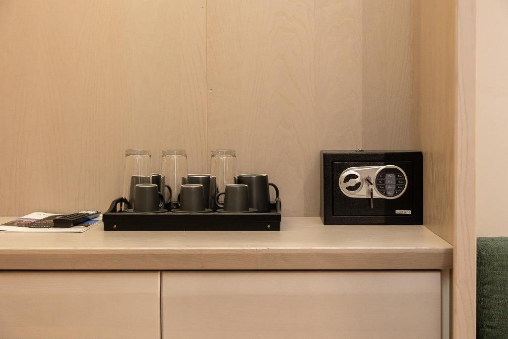 IRON Luxury Rooms - 11