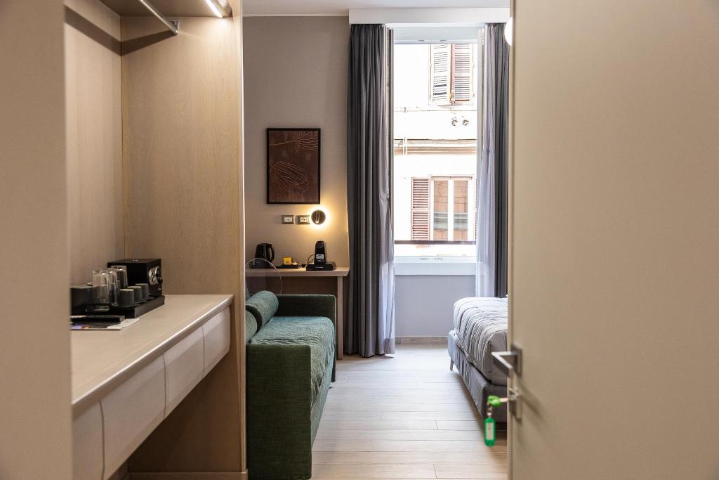 IRON Luxury Rooms - 9