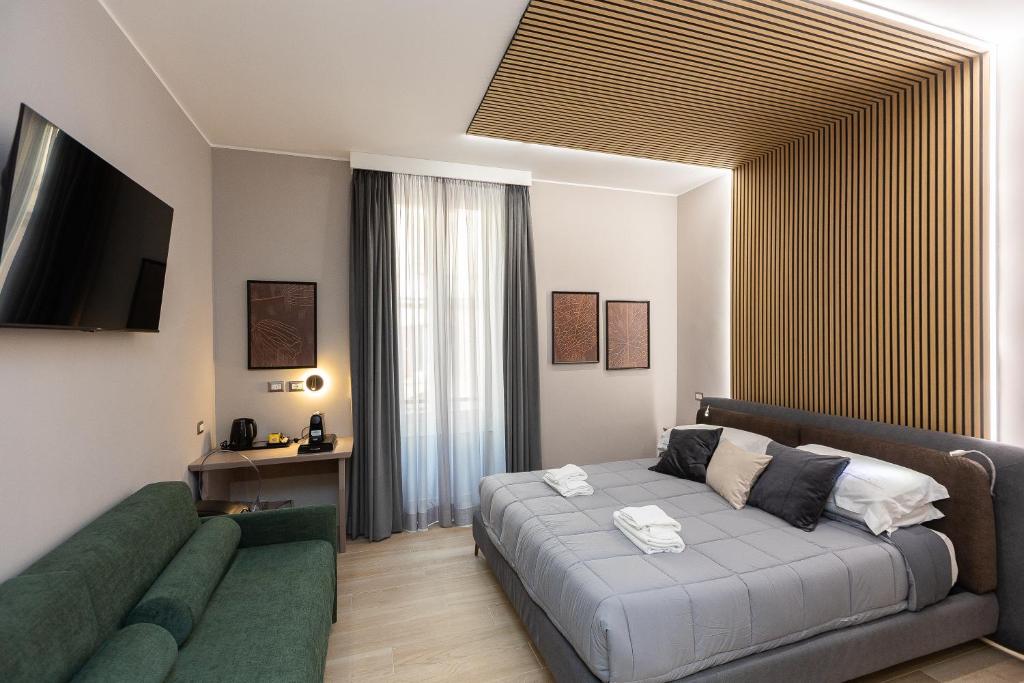 IRON Luxury Rooms - 4