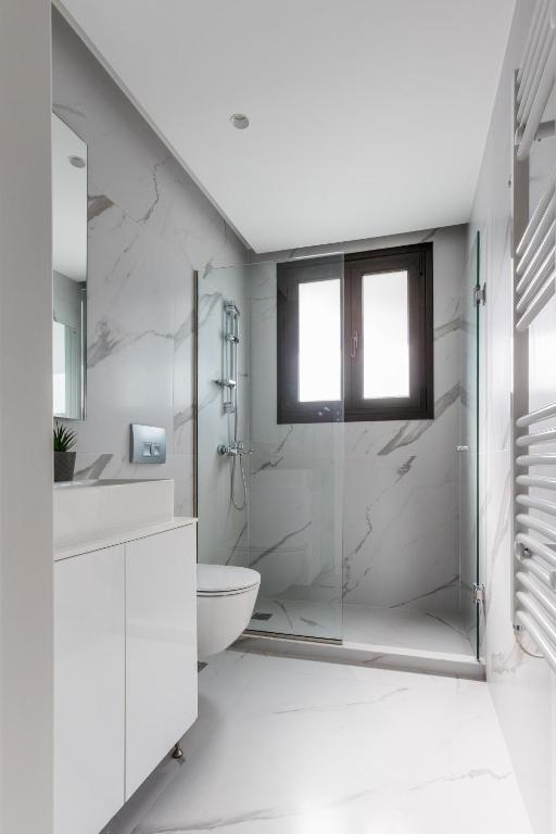 Varkiza Luxury Suites by Raise photo