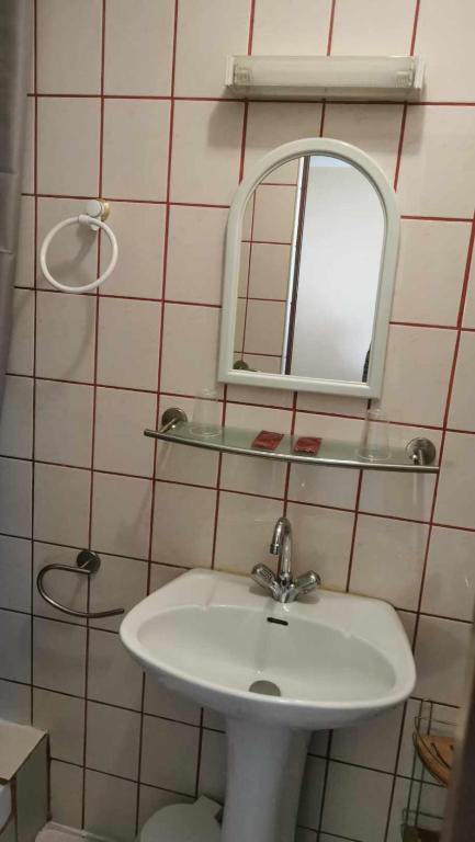 Koupelna v ubytování Auberge Des Pins