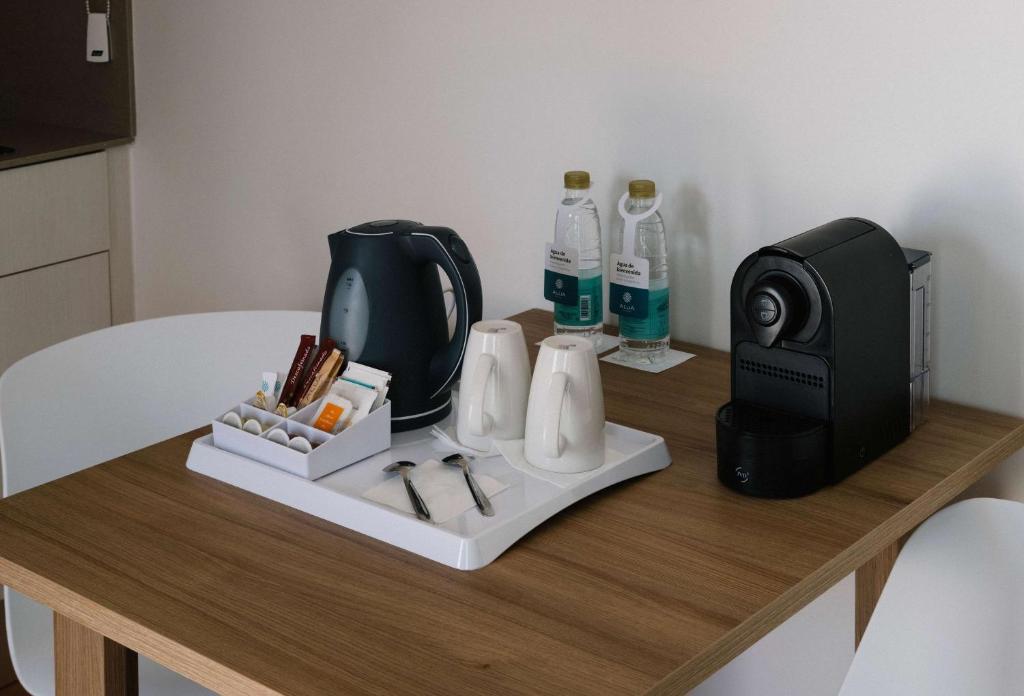Coffee and tea making facilities at AluaSoul Menorca - Adults Only