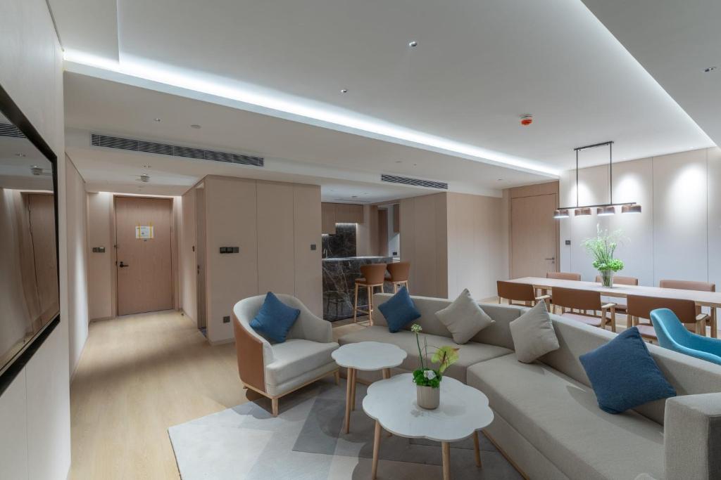 Holiday Inn Taiyuan Sunshine, an IHG Hotel - Suite King De Una Habitación Con Comedor