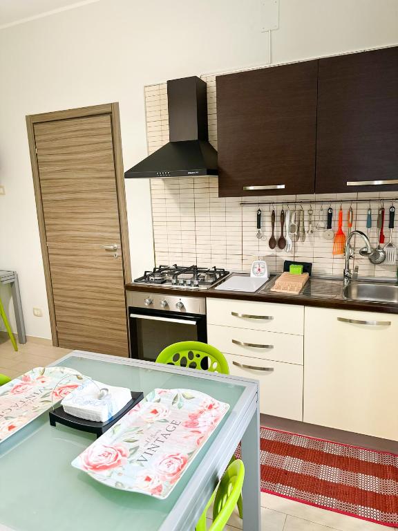 Kuchyň nebo kuchyňský kout v ubytování Fitta Camere Matera - chic&style