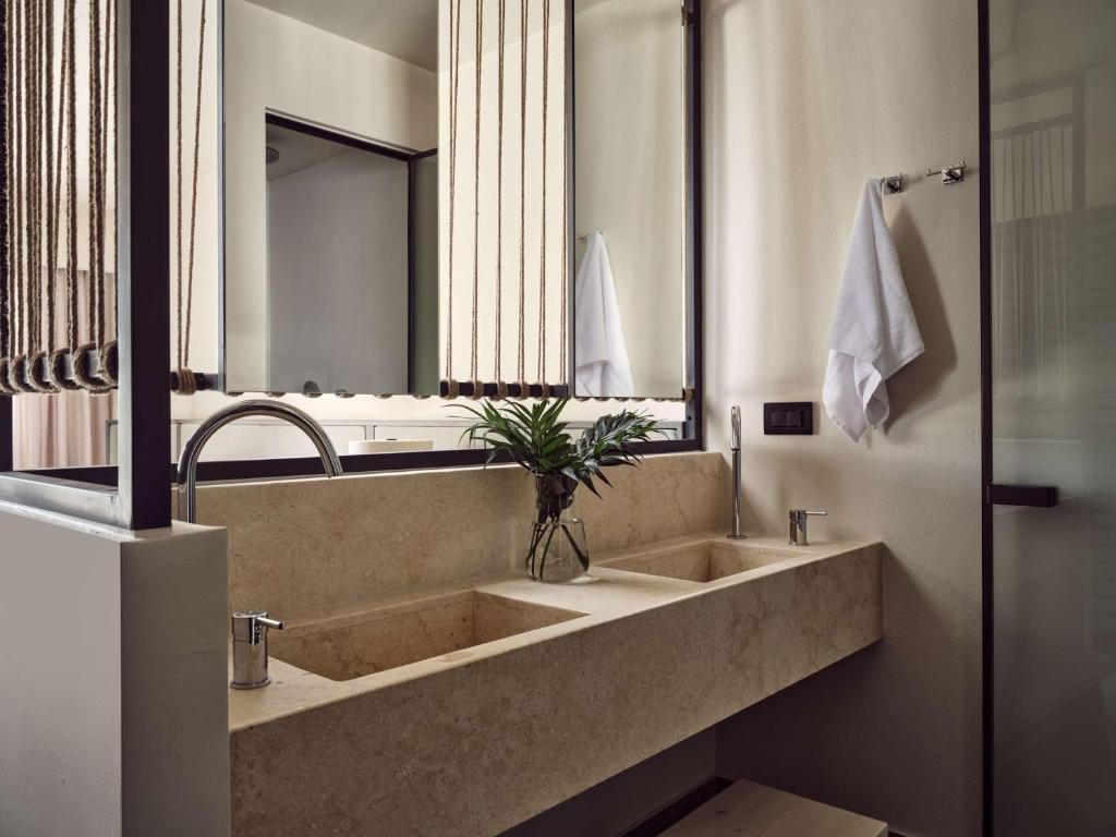 Numo Ierapetra Beach Resort Crete, Adults only, Curio Collection Hilton - 11