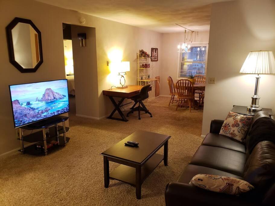 Beautiful condos By The Park, Stockton (updated prices 2024)